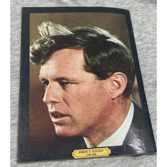 Robert Francis Kennedy Memorial Issue Magazine Paperback 1968 - Picture 8 of 8